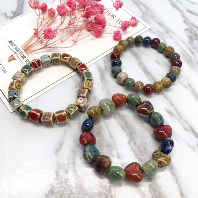 Ethnischer Stil Herzverkauf Hochtemperatur Blumenglas Farbiges Keramikglas Keramikarmband Retro Multi-Style Gemaltes Armband